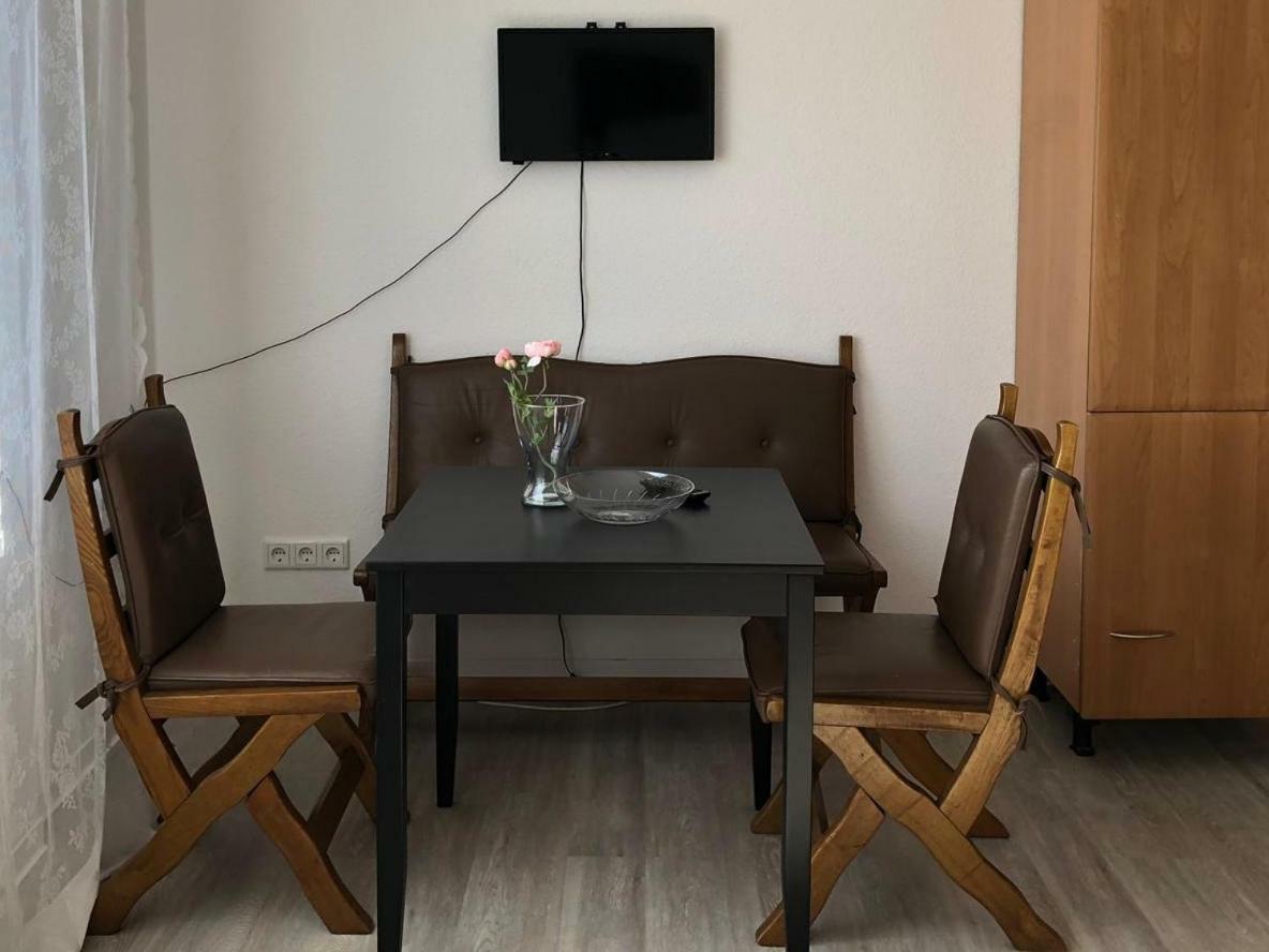 Helle Ferienwohnung An Der Rheinpromenade 50 Qm Duisburg Exterior foto